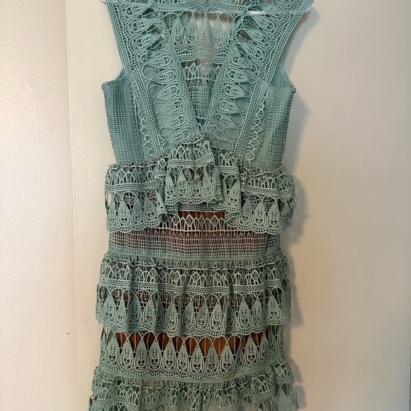 Elegant Crochet Lace Dress - Picture 1 of 4